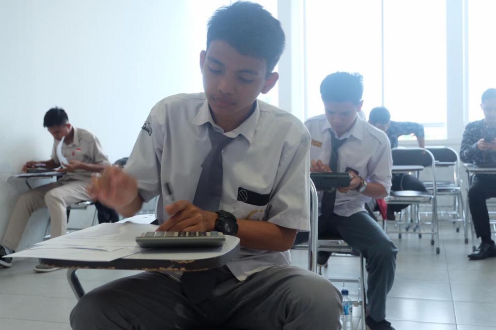 Wujud Antusiasme Peserta Kompetisi Akuntansi Universitas Bosowa Makassar