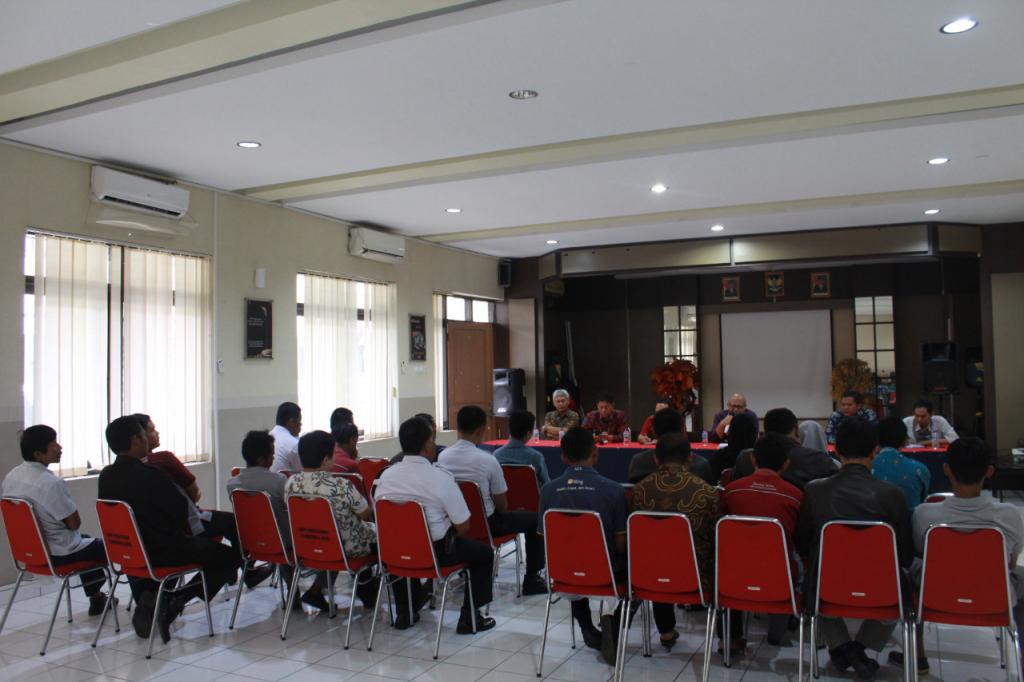 Sharing session security dan pramubhakti bersama kepala kantor dan pejabat eselon IV KPP Pratama Tasikmalaya