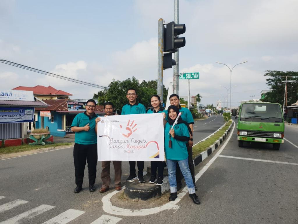 Jalan Sultan Merupakan Jalur Lintas Kota Rengat