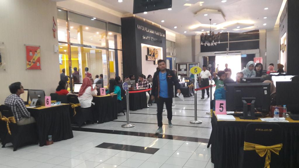 Suasana pelayanan pelaporan SPT Tahunan Orang Pribadi