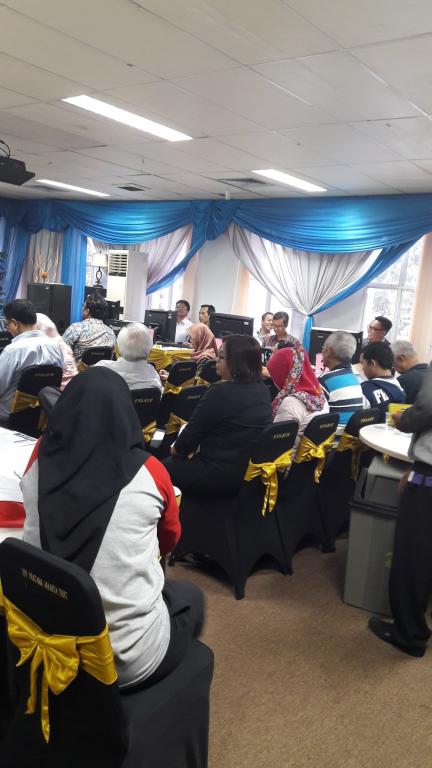 Suasana pelayanan pelaporan SPT Tahunan Orang Pribadi