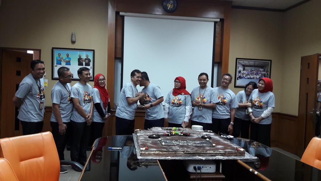 Pemberian ucapan selamat Kepala Kanwil Jaksel I kepada Kepala Kantor KPP Jampang