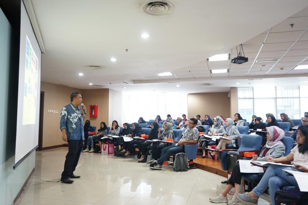 Paparan dari tim pengajar (1)