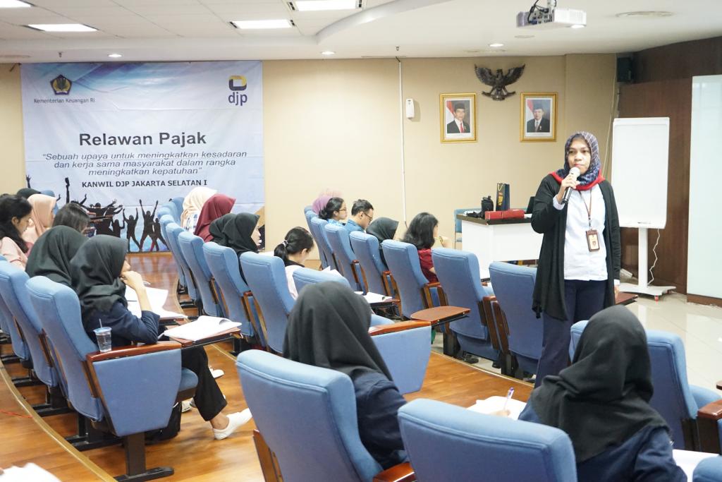 Paparan dari tim pengajar (2)