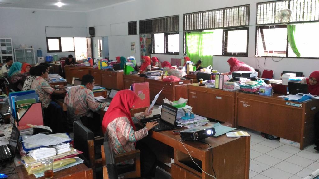 Peserta Antusias mengerjalan SPT Tahunan melalui e-filing