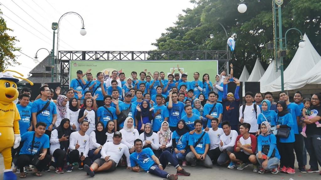 Foto bersama panitia Spectaxcular KPP Pratama Palopo