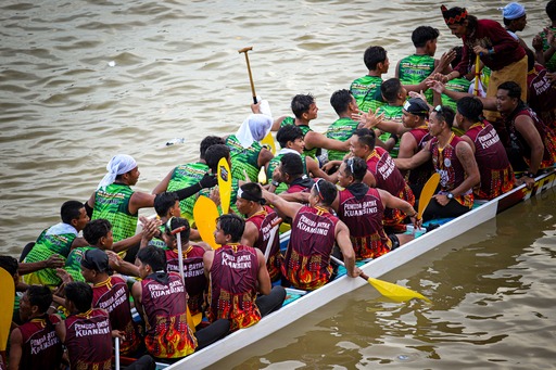 Pacu Jalur 2