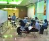 Suasana belajar kelompok setiap jelang jam kantor berakhir.
